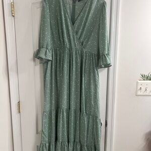 SHEIN Green Tiered Wrap Dress with Bell Sleeves